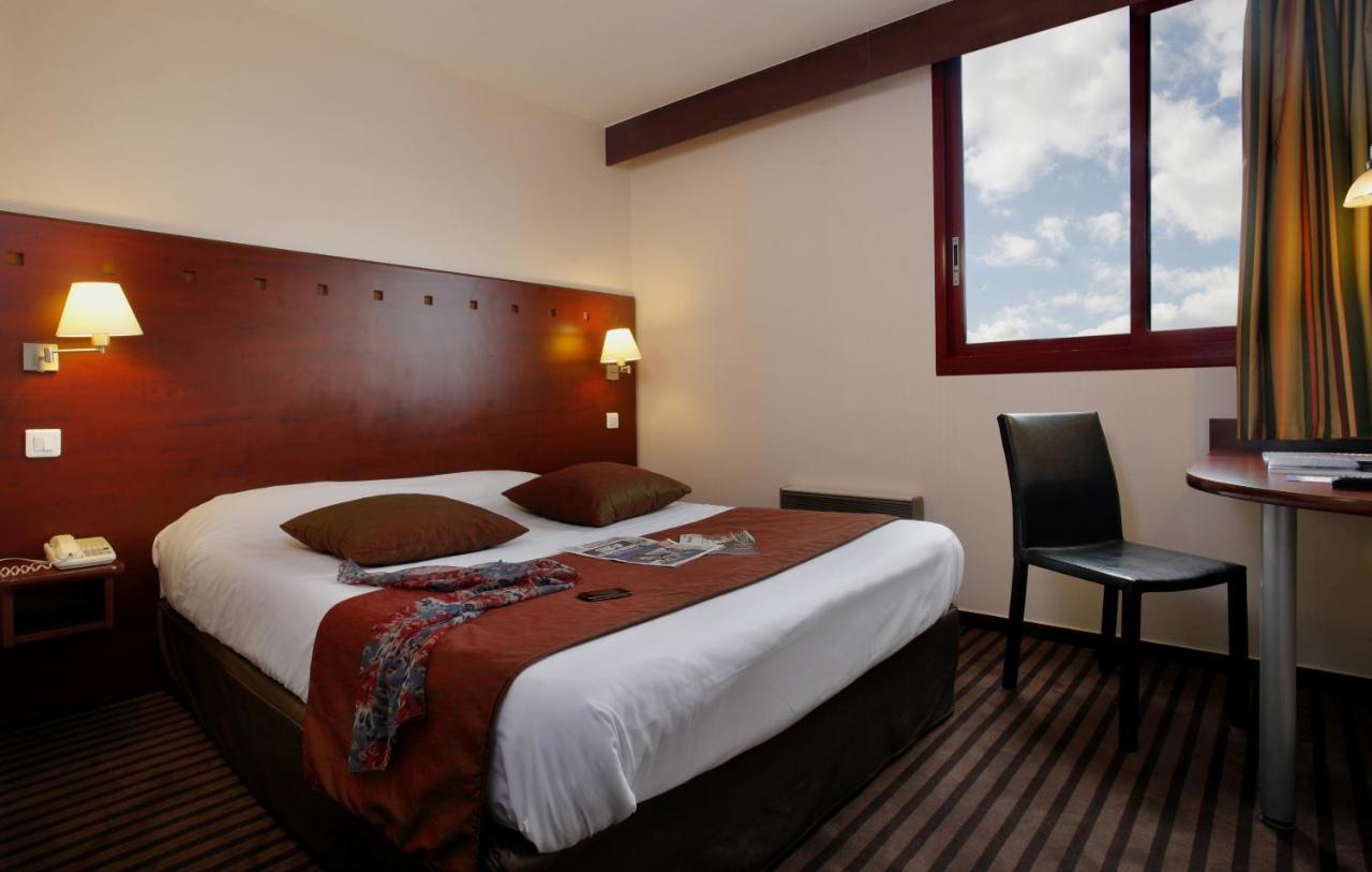 ז'נווילייה Hotel Gallieni חדר תמונה