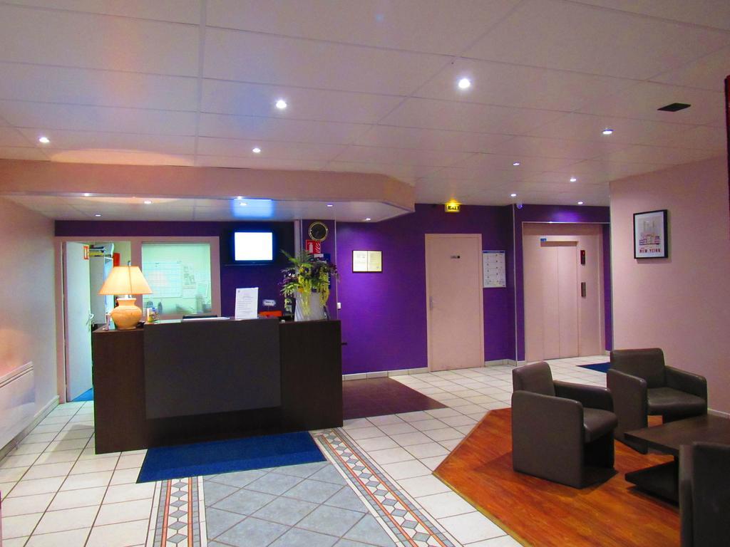 ז'נווילייה Hotel Gallieni מראה חיצוני תמונה