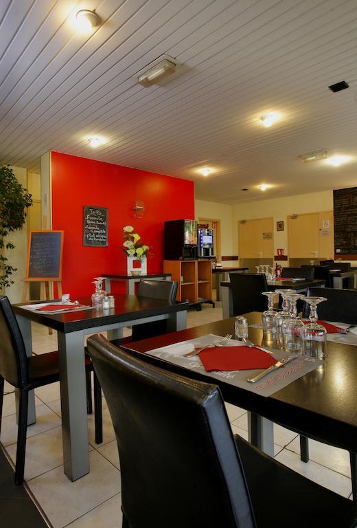 ז'נווילייה Hotel Gallieni מראה חיצוני תמונה