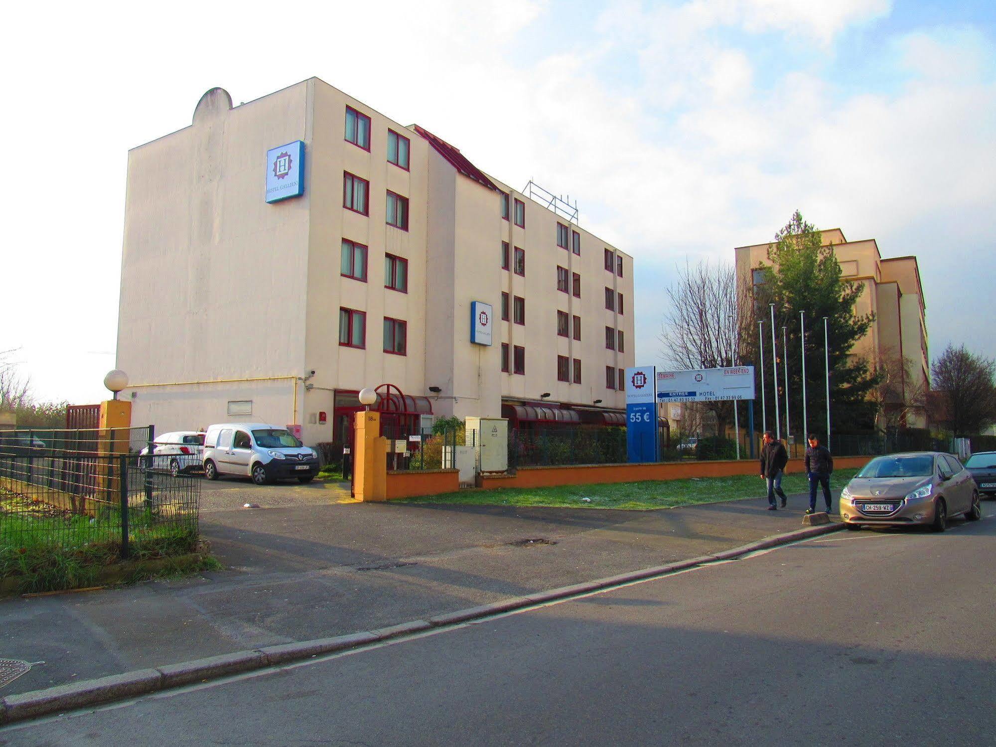ז'נווילייה Hotel Gallieni מראה חיצוני תמונה